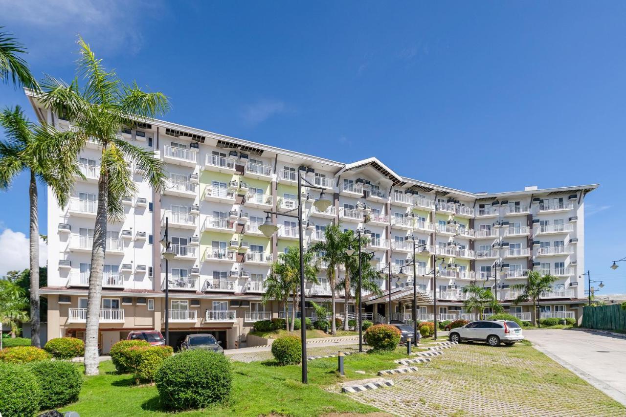Апартаменты Amani 133,3 Minutes To Airport,With Gym & Pool,Fast Wi-Fi, Free Netflix Мактан Экстерьер фото