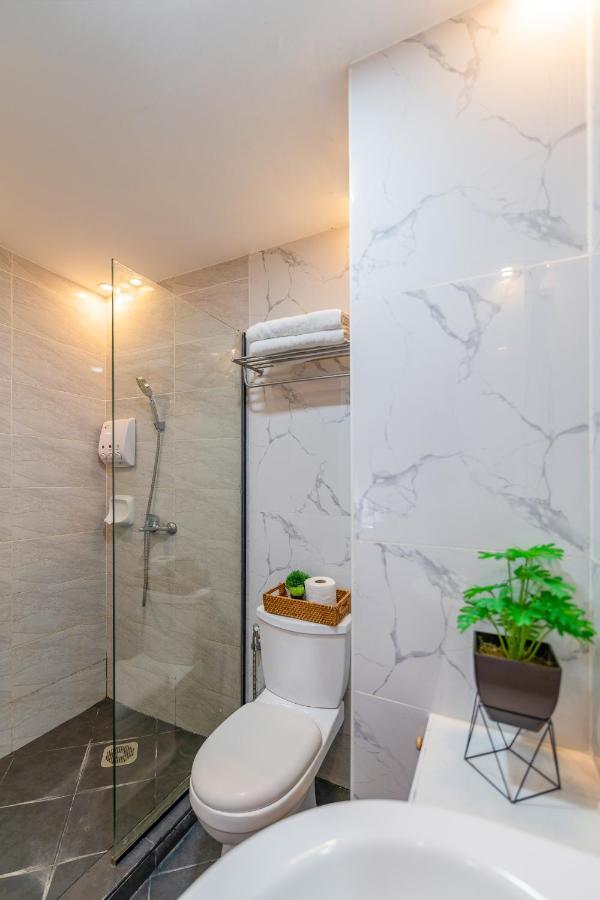 Апартаменты Amani 133,3 Minutes To Airport,With Gym & Pool,Fast Wi-Fi, Free Netflix Мактан Экстерьер фото
