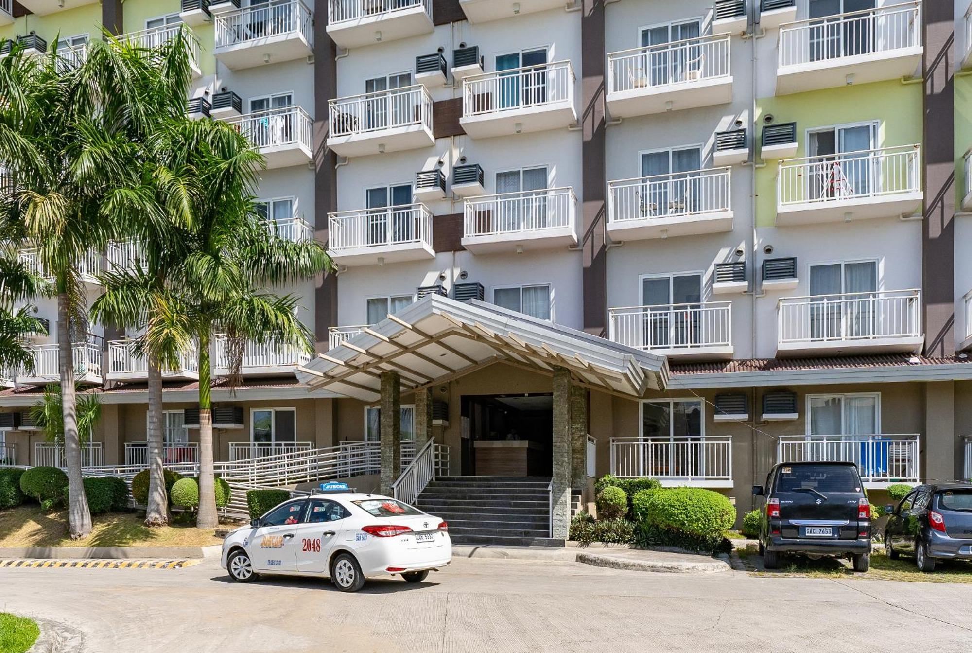 Апартаменты Amani 133,3 Minutes To Airport,With Gym & Pool,Fast Wi-Fi, Free Netflix Мактан Экстерьер фото